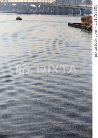 boat ripples boat ripples 111759800