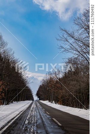 Winter scenery of Lake Shikaribetsu 111760492