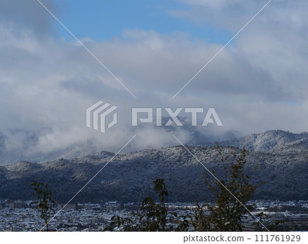 京都二丘的雪景 京都二丘的雪景 111761929