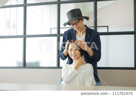 美髮師形象 美髮師形象 111762070