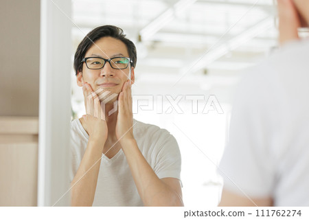 Men's skin care Men's skin care 111762274