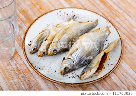 Dried salted roach 111763023