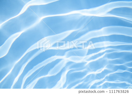 藍色泳池夏季彩色影像 藍色泳池夏季彩色影像 111763826