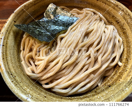 [Ramen/Tsukemen] Seafood/tonkotsu/vegetable pota soup/Whole grain thick noodles tsukemen (noodles/close-up) 111766274