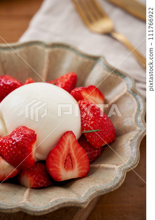 Burrata cheese and strawberry caprese 111766922