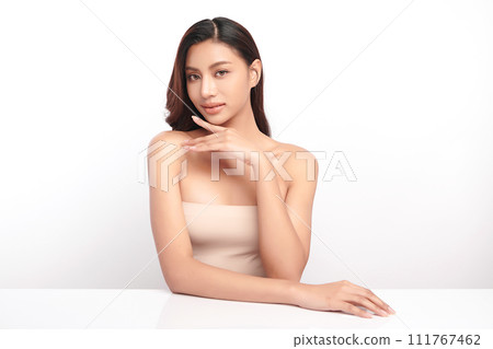 Beautiful young asian woman with clean fresh skin on white background, Face care, Facial treatment, Cosmetology, beauty and spa, Asian women portrait. 111767462