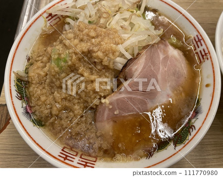 富含背脂和蔬菜的沾醬 富含背脂和蔬菜的沾醬 111770980