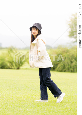 Beautiful Japanese women 111780493