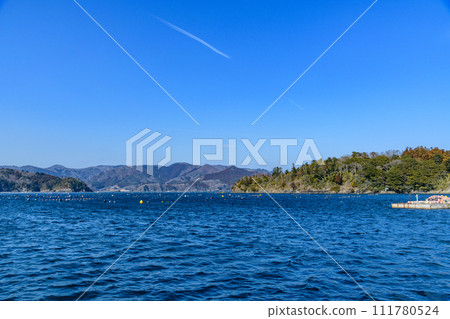 宮城女川町~出島江島之間的離島航線 宮城女川町~出島江島之間的離島航線 111780524