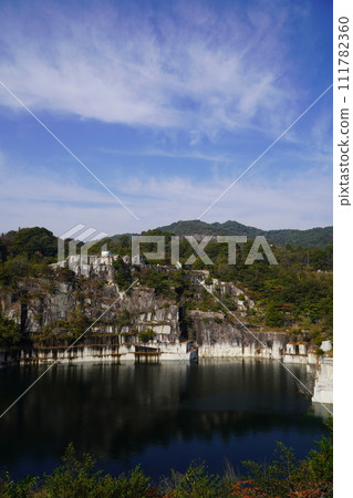 石切山（Ishigiri Mountains）是日本最大的稻田採石場，位於日本茨城縣笠間市。 111782360