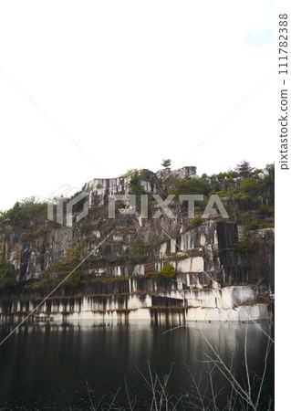 石切山（Ishigiri Mountains）是日本最大的稻田採石場，位於日本茨城縣笠間市。 111782388