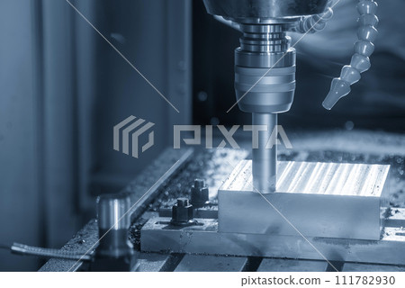 The CNC milling machine rough cutting the injection mold parts by indexable tools. 111782930