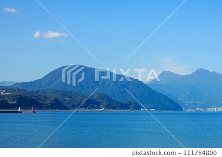 Mt. Takasaki, Beppu Bay and the city area Mt. Takasaki, Beppu Bay and the city area 111784800