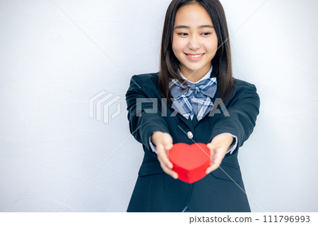 有心臟的學校女孩 111796993