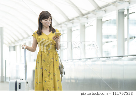 Airport passage female station Airport passage female station 111797538