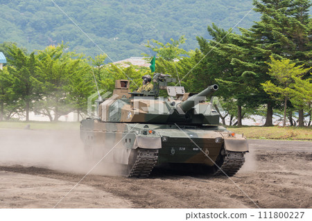 狂奔的陸上自衛隊10式坦克 狂奔的陸上自衛隊10式坦克 111800227