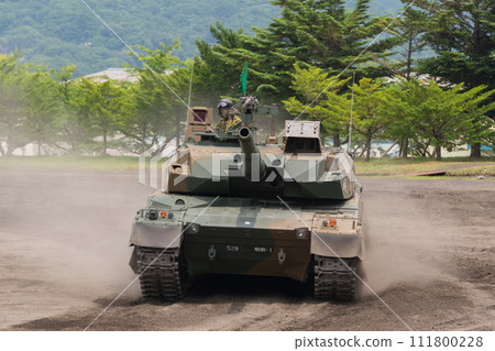 狂奔的陸上自衛隊10式坦克 狂奔的陸上自衛隊10式坦克 111800228