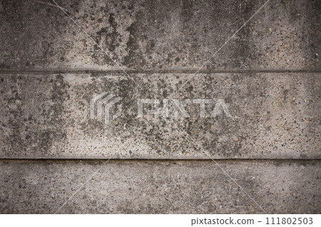 Dirty concrete permanent fence 111802503