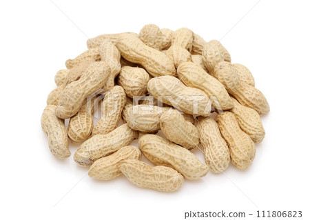 peanuts  111806823