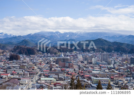 從阿爾卑斯山展望公園「天空公園」眺望高山市 111806895