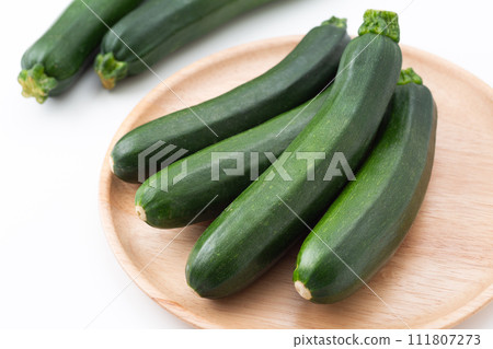 White back zucchini 111807273