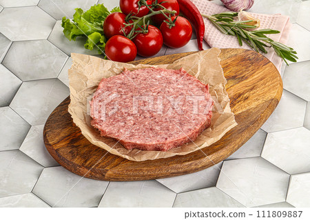 Raw beef uncooked burger cutlet Raw beef uncooked burger cutlet 111809887