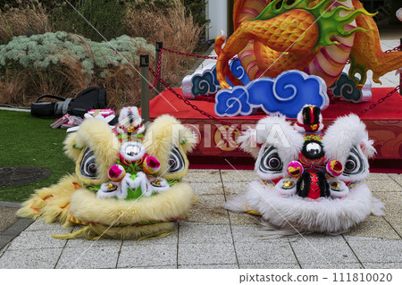 橫濱唐人街新年祭-迎春祈福舞獅-橫濱海洋塔前 橫濱唐人街新年祭-迎春祈福舞獅-橫濱海洋塔前 111810020