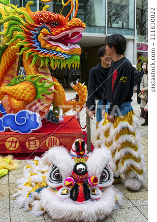 橫濱唐人街新年祭-迎春祈福舞獅-橫濱海洋塔前 橫濱唐人街新年祭-迎春祈福舞獅-橫濱海洋塔前 111810022