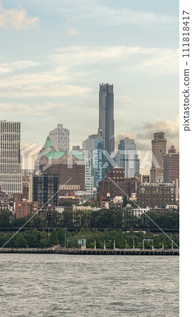 Panorama of Brooklyn across the East River on an overcast cloudy day 111818417