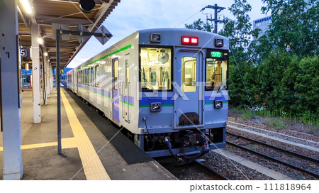 Furano Line: Trains stopping at Furano Station platform Furano Line: Trains stopping at Furano Station platform 111818964