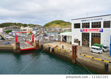 Boat trip from Karatsu Higashi Port, Saga Prefecture to Intsuji Port, Iki City, Nagasaki Prefecture (2022) Boat trip from Karatsu Higashi Port, Saga Prefecture to Intsuji Port, Iki City, Nagasaki Prefecture (2022) 111821101