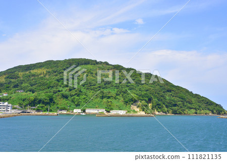Boat trip from Karatsu Higashi Port, Saga Prefecture to Intsuji Port, Iki City, Nagasaki Prefecture (2022) Boat trip from Karatsu Higashi Port, Saga Prefecture to Intsuji Port, Iki City, Nagasaki Prefecture (2022) 111821135