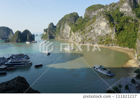 Halong Bay Halong Bay 111821217