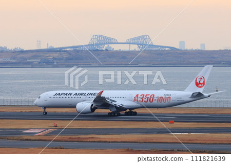 新客機降落羽田機場 111821639