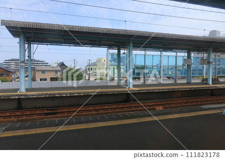 從唐津線大久站到西唐津站的車窗看到的景色 111823178