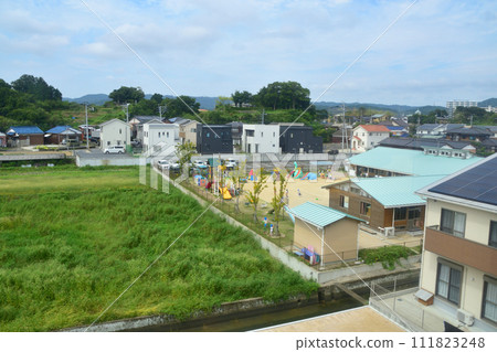 從唐津線大久站到西唐津站的車窗看到的景色 111823248