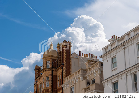 Traditional houses in Notting Hill neighborhood in London 111824255