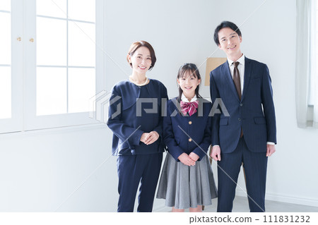 Family parent and child new life portrait 111831232