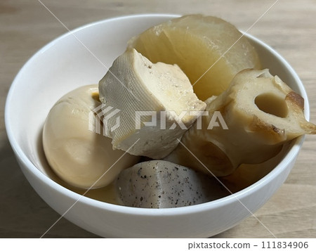 奧登盛在白盤上 奧登盛在白盤上 111834906