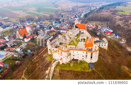 View of Janowiec Castle, Poland View of Janowiec Castle, Poland 111836602