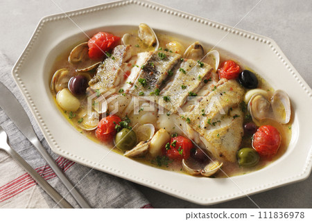 Aqua pazza of tara 111836978