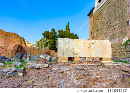 Roman Forum. Ancient, beautiful, incredible Rome. 111841287