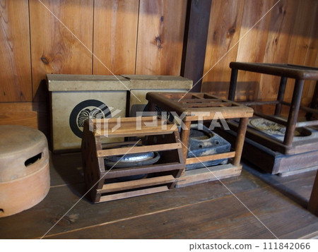 古董，舊被爐，被爐，安卡，古老的民間工具 111842066