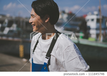 男人 男 男性 111845746