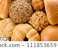 Lots of bread lined up Bakery background material Lots of bread lined up Bakery background material 111853659