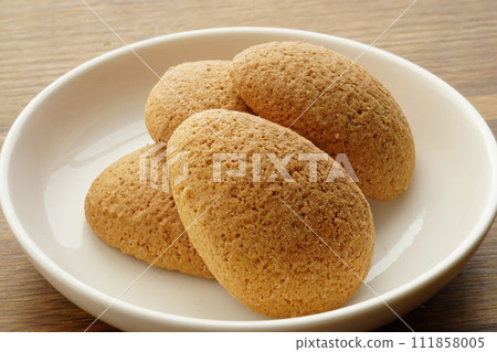 初雪的雞蛋麵包 111858005