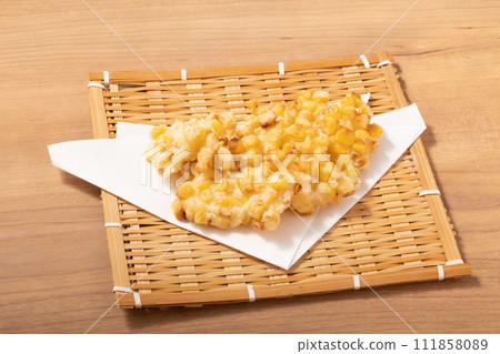 炸玉米 炸玉米 111858089