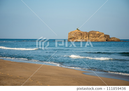 白東海岸美麗的日本海風景 111859436