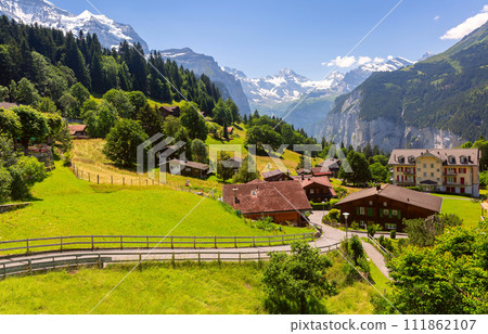 Mountain village Wengen, Switzerland Mountain village Wengen, Switzerland 111862107