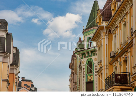 Houses of Podil Vozdvizhenka neighborhood of Kyiv city, Ukraine. 111864740